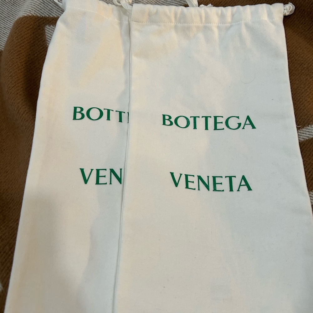Authentic Bottega Veneta shoe dust bags